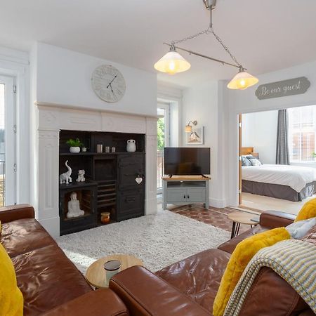 Charles Alexander Short Stay - Clifton Drive Beach Retreat Lytham St Annes Extérieur photo
