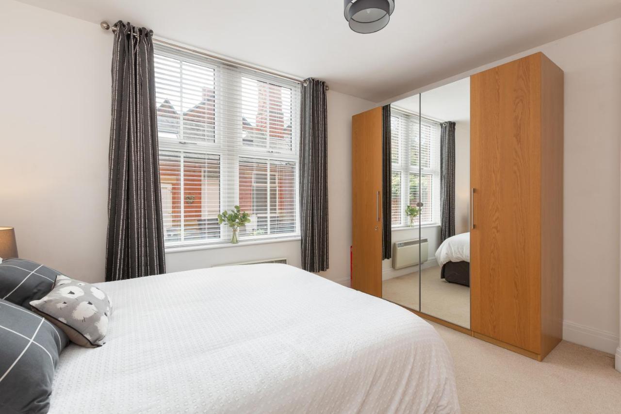 Charles Alexander Short Stay - Clifton Drive Beach Retreat Lytham St Annes Extérieur photo
