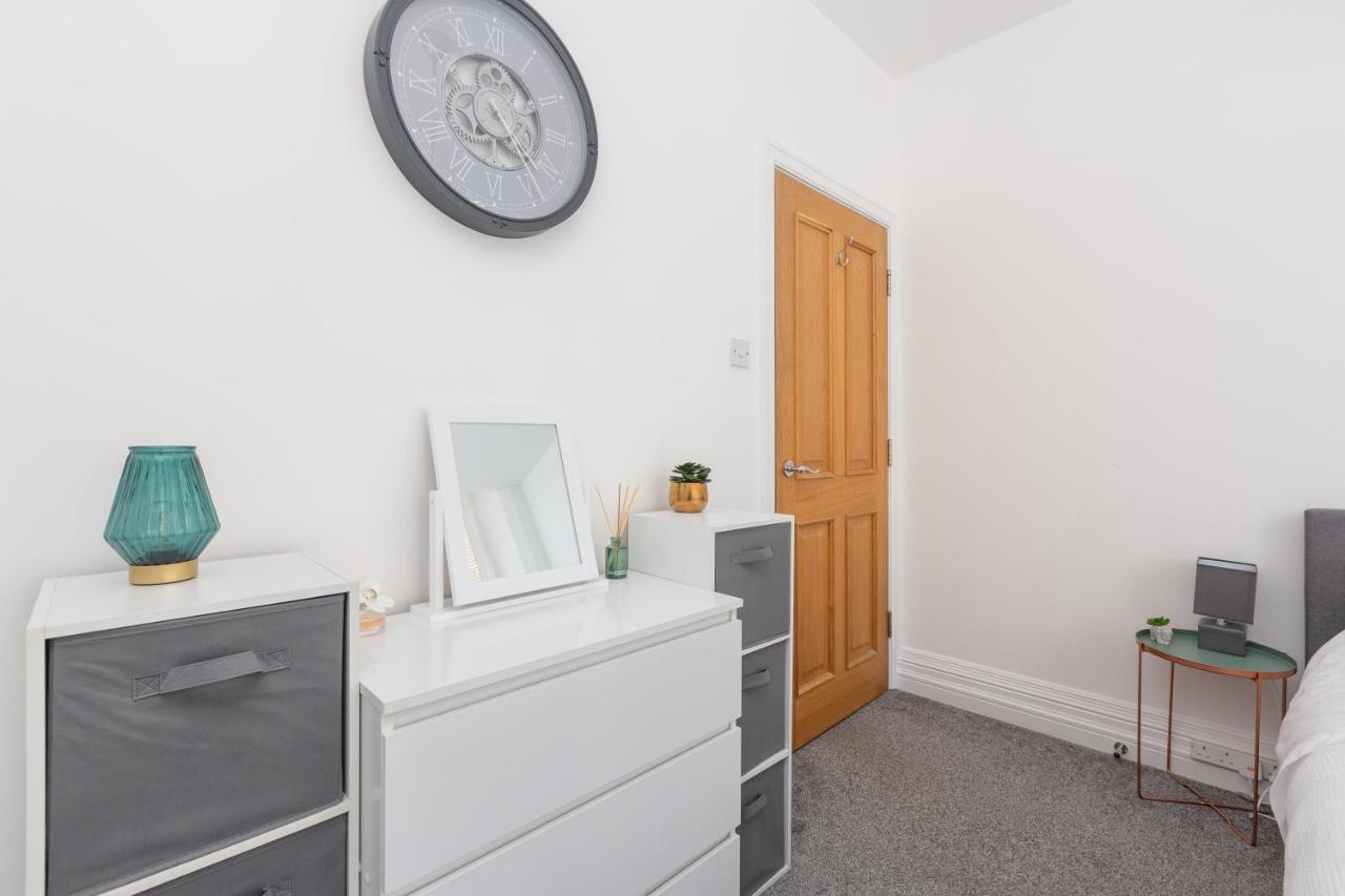 Charles Alexander Short Stay - Clifton Drive Beach Retreat Lytham St Annes Extérieur photo