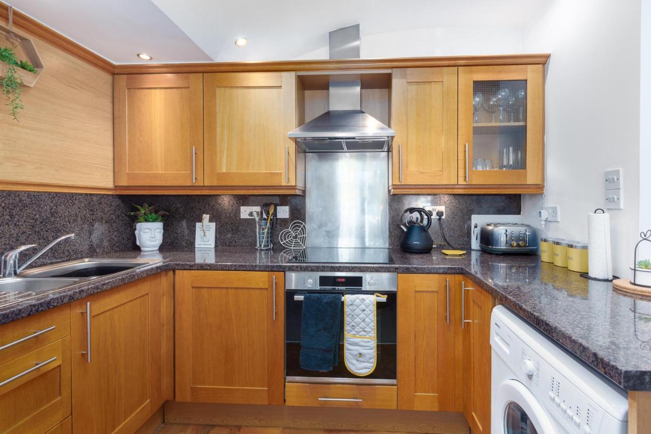 Charles Alexander Short Stay - Clifton Drive Beach Retreat Lytham St Annes Extérieur photo